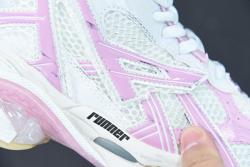 Ba*len*cia*ga runner sneaker