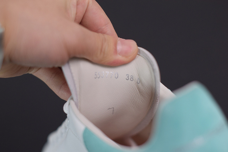 alexer mceen sneakers