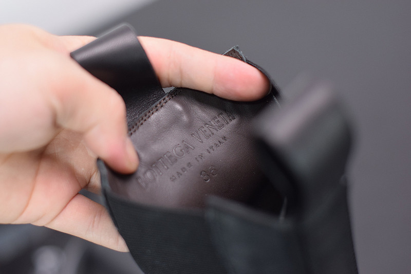 Bo*te*ga ve*ne*ta sneaker