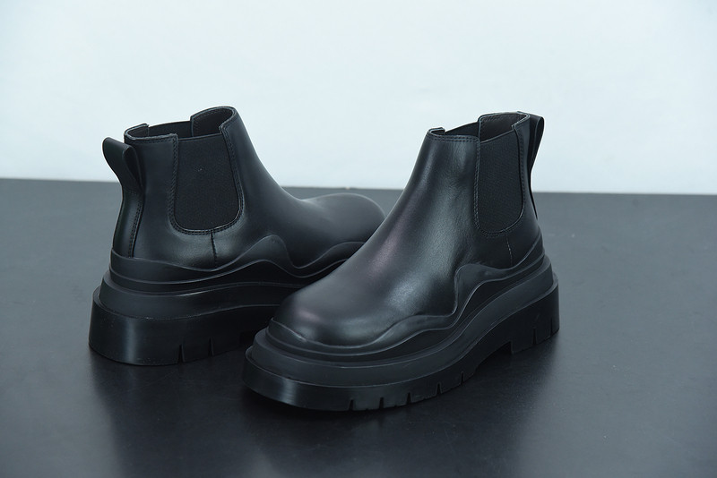 Bo*te*ga ve*ne*ta sneaker