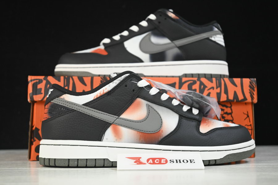 nike dunk low “graffiti
