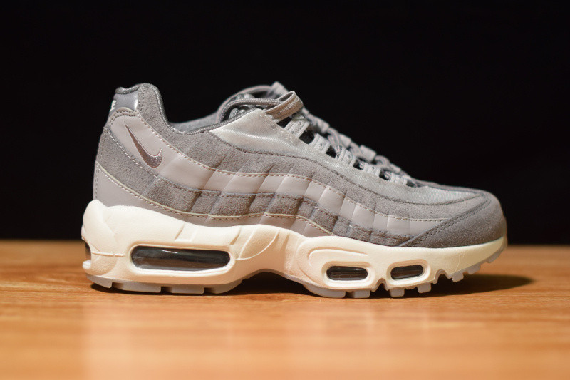 nike air max 95 lx ''gunsmoke'' aa1103-003