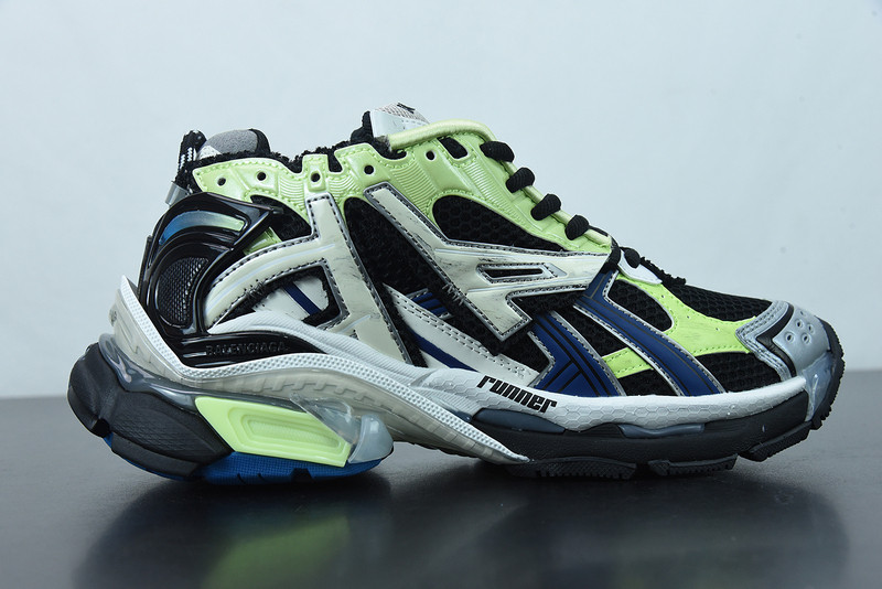 Ba*len*cia*ga runner sneaker