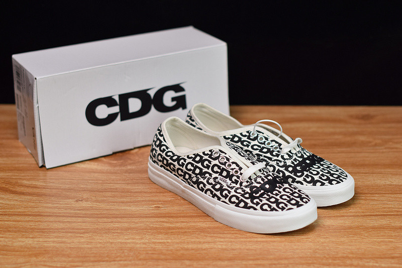 comme des garcons x authentic 