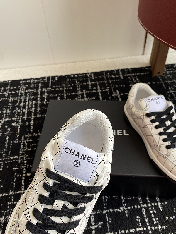 Chanel Sneaker