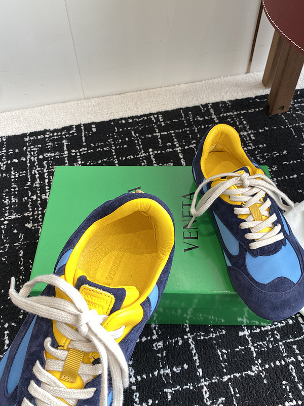 BOTTEGA VENETA Sneaker