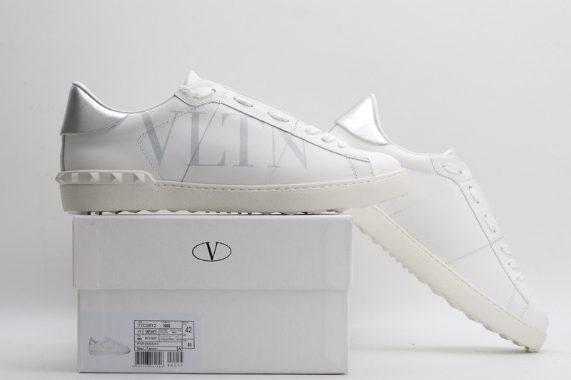 valentino garavani sneaker