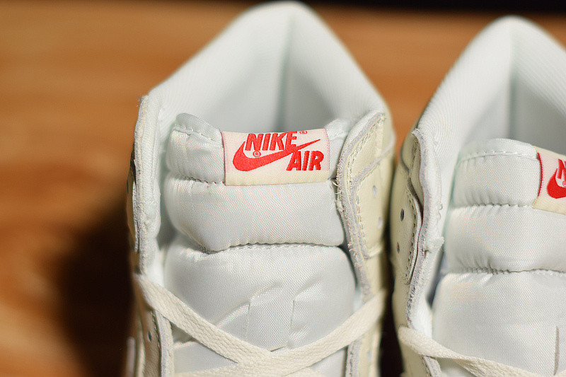 air jordan 1 retro high og "sail" 555088-114