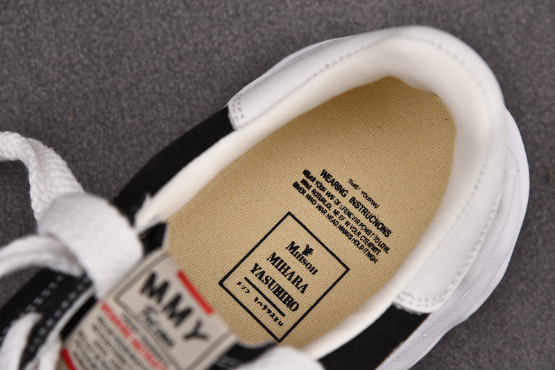 Ma*s*n mihara yasuhiro sneaker