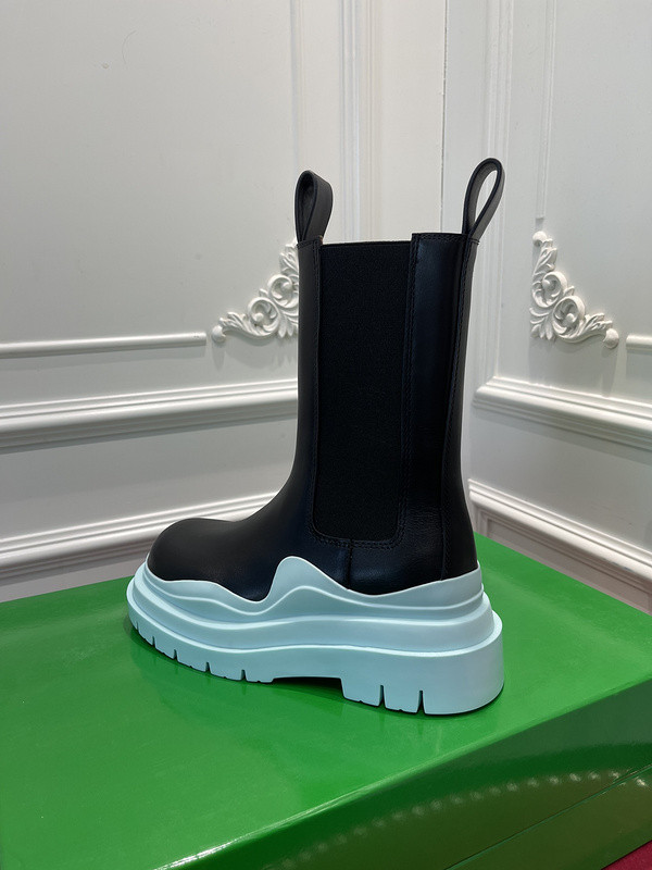 Bo*te*ga ve*ne*ta sneaker