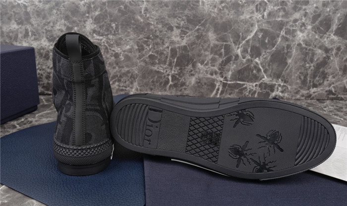 dio* b23 oblique high-top sneaker