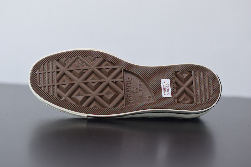 dio* x converse sneaker