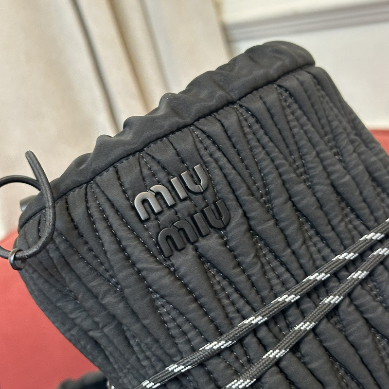 mIUMIU SNEAKER