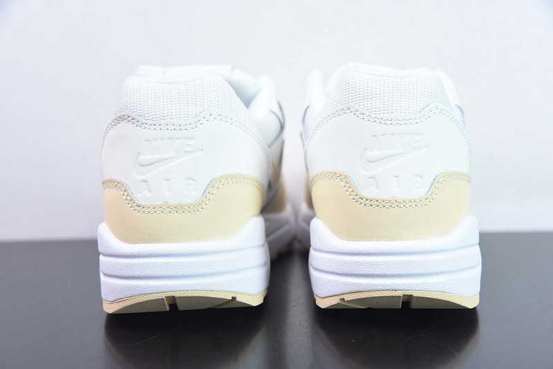 nike air max 1 premium sanddrift (women