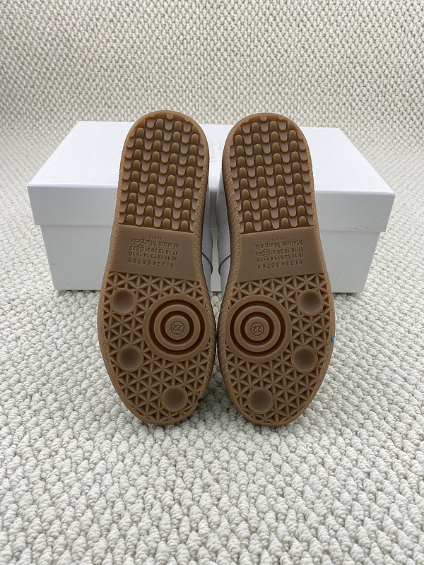 ma*s*n Ma*i*la sneaker