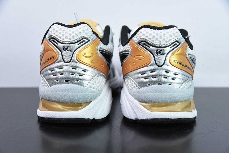 As*ic*s gel kayano 14 