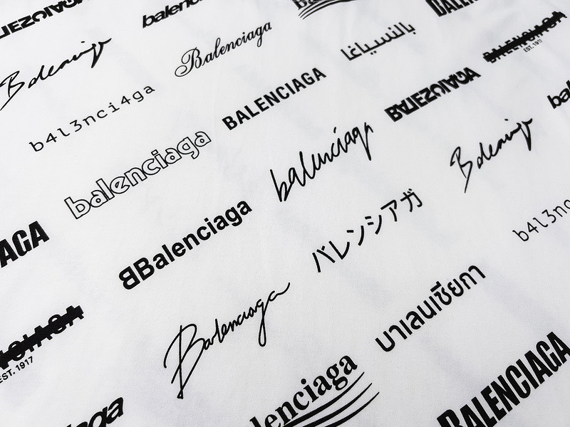 Ba*len*cia*ga clothes