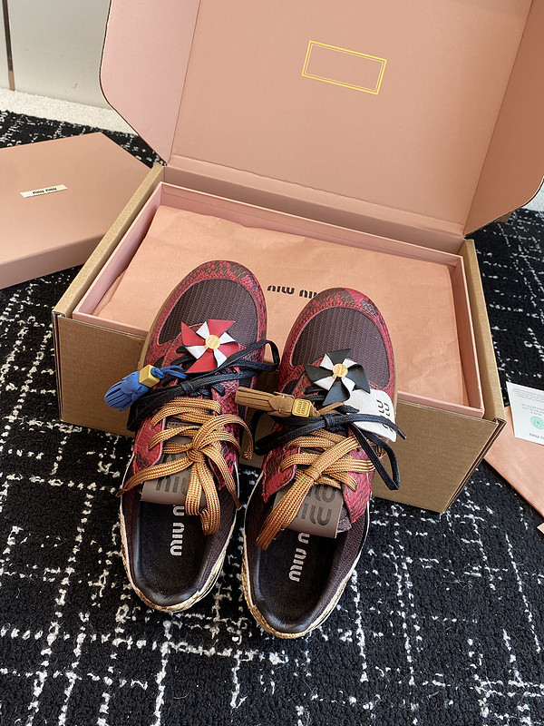 MIUMIU SNEAKER