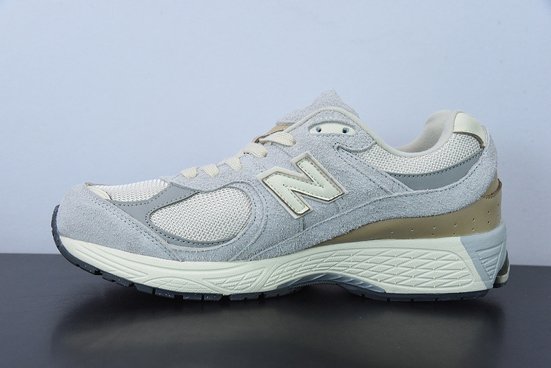 new balance sneaker