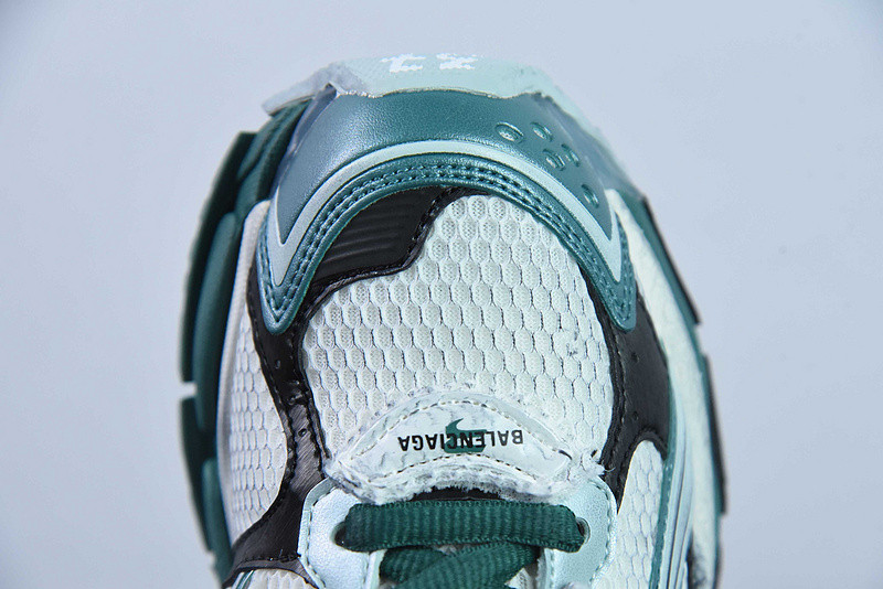 Ba*len*cia*ga runner sneaker