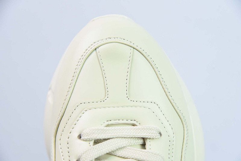 g*u*i rhyton sneaker