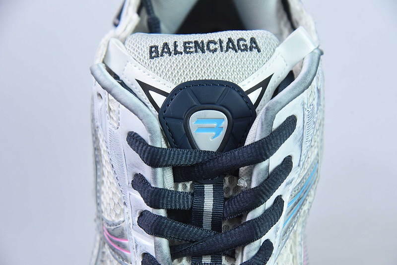 Ba*len*cia*ga runner sneaker