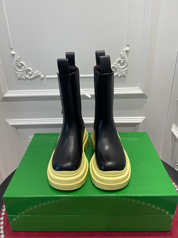 Bo*te*ga ve*ne*ta sneaker