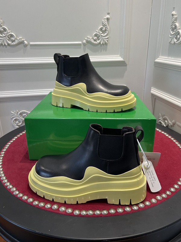 Bo*te*ga ve*ne*ta sneaker