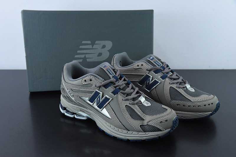 new balance sneaker