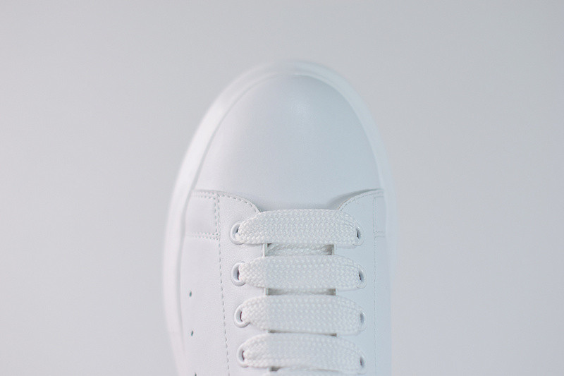 alexer mceen sneakers